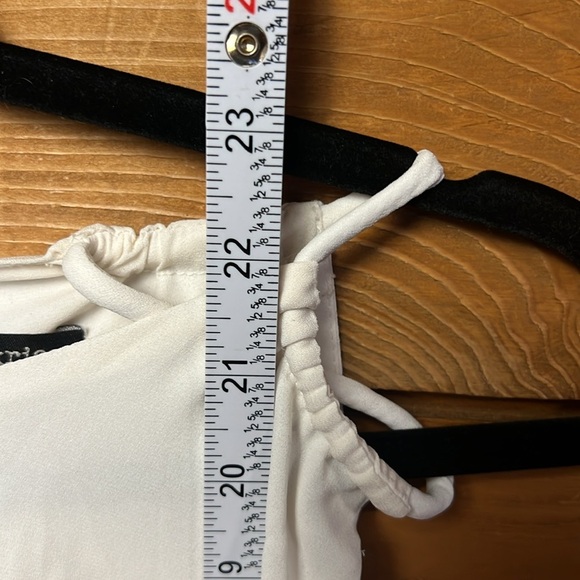 Krisa by Revolve One Sleeve Infinity Blouse Cream XS event wedding summer evenin - Picture 3 of 10